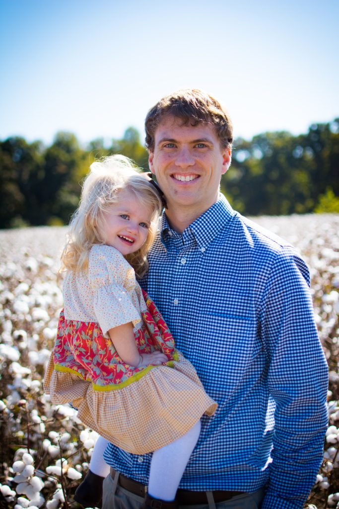 Family Cotton photo shoot. Fall family photo shoot in cotton field