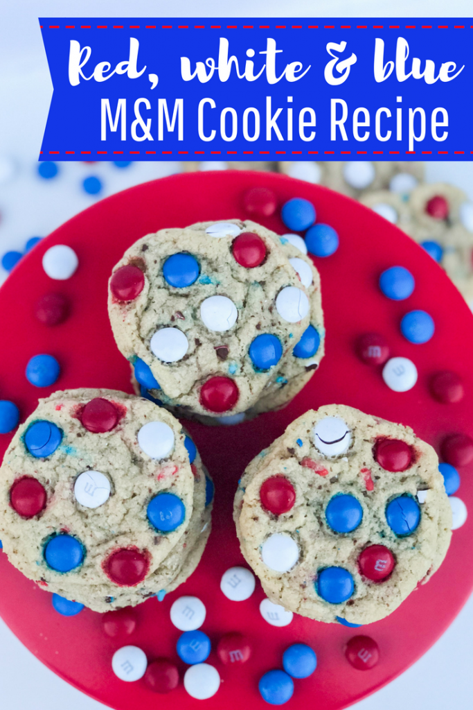 The BEST M&M cookie recipe. Red, white and blue M&M cookies. Modify this cookie recipe for any holiday. Holiday M&M cookie recipe