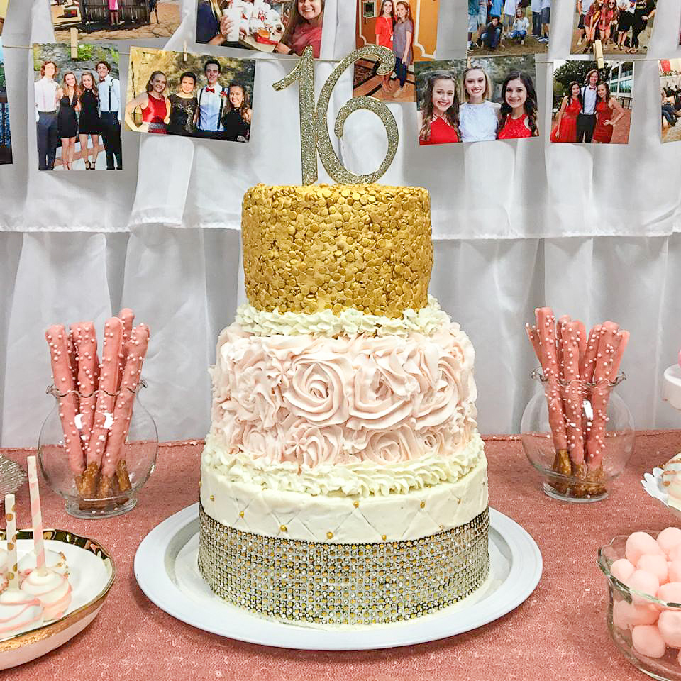How to plan the perfect Sweet 16 party. Pink and gold Sweet 16 party ideas. Dessert table ideas. Photo booth backdrop for Sweet 16 party. Pink and gold Sweet 16.