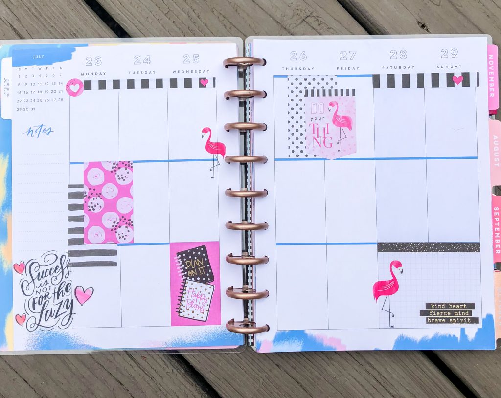 Happy Planner weekly layout ideas. Happy Planner monthly layout ideas. Vertical layout, horizontal layout, monthly spread.