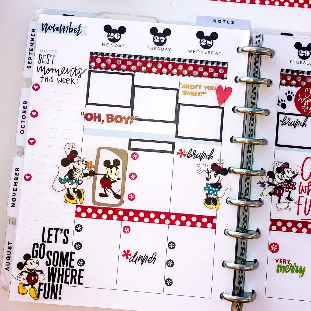 Happy Planner spreads for the month of December. Monthly Happy Planner layout. Vertical weekly Happy Planner layout. Red and black Mickey Mouse Happy Planner spread. Disney Happy Planner Spread
