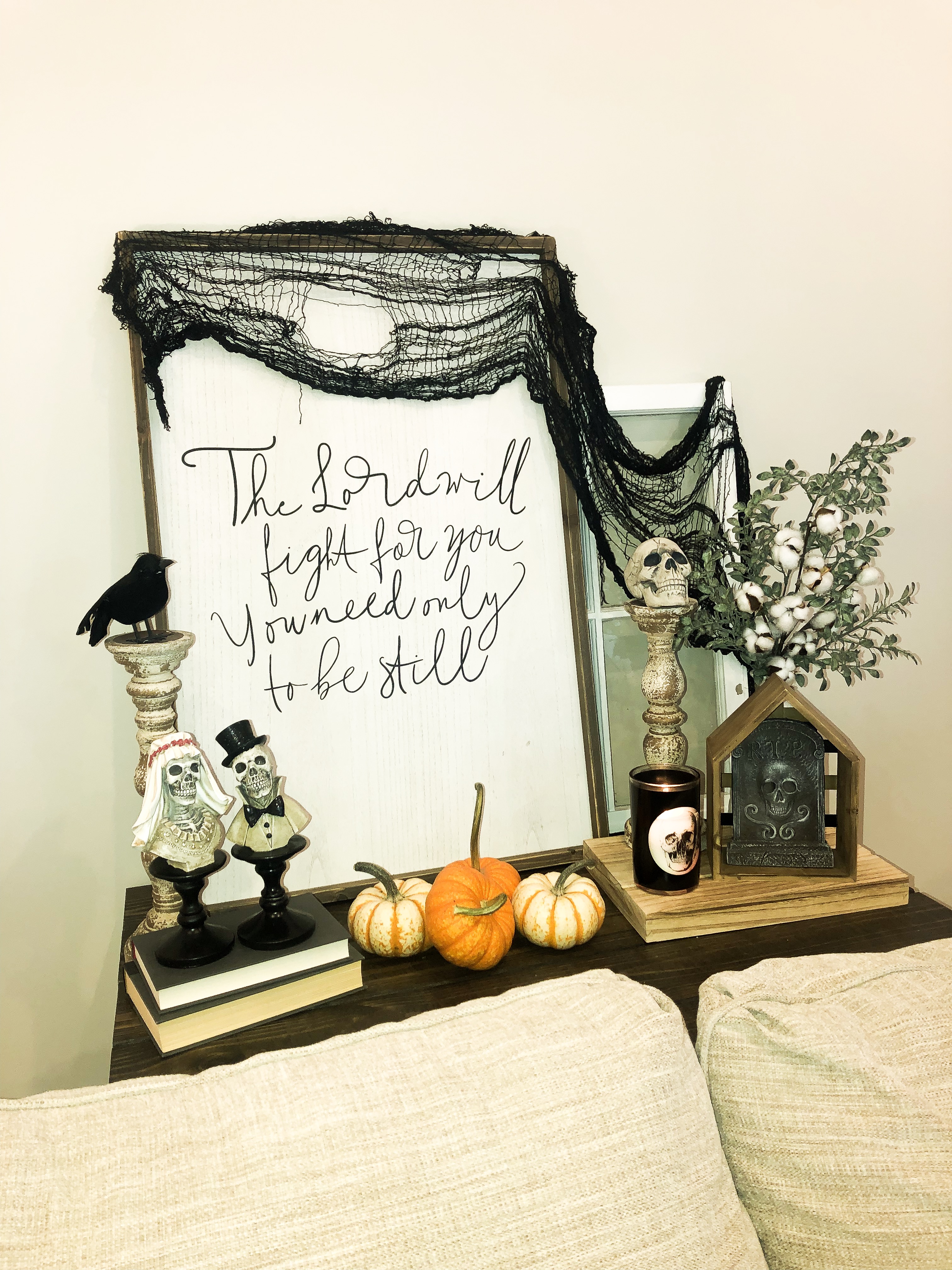 A Creepy Farmhouse Halloween Bedroom Decor